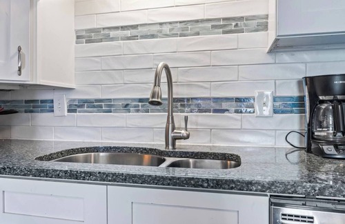 North Myrtle Beach Hotel | Charming Cherry Grove 2BR w/Relaxing Pool & Stunning ocean view