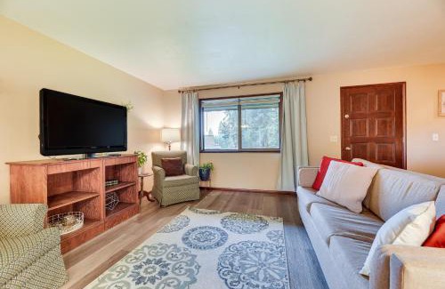 Adna House | Charming Chehalis Retreat with Outdoor Grill and Deck!
