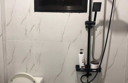 Cainta Apartment | Charming City Room Neat SM Masinag and LRT2