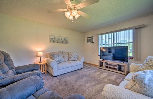 Clayton House | Charming Clayton Home about 4 Mi to Sardis Lake!