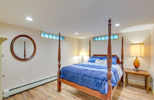 Clintonville House | Charming Clintonville Retreat - Relax & Kayak!