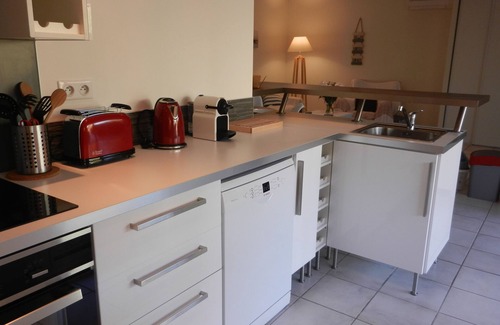 Camblanes-et-Meynac Cottage | Charming cottage 3 ears with landscaped garden and swimming pool 10 minutes from Bordeaux