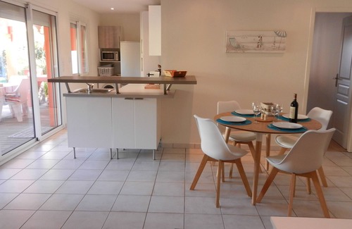 Camblanes-et-Meynac Cottage | Charming cottage 3 ears with landscaped garden and swimming pool 10 minutes from Bordeaux