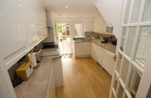 Aberlady House | Charming coach house by the sea.