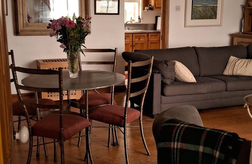 Garryvoe Cottage | Charming Coast guard cottage overlooking Ballycotton harbour. Garden and yard.