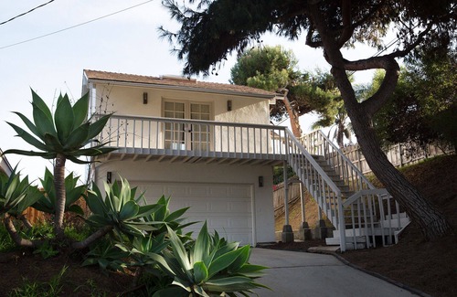 Carlsbad Apartment | Charming Coastal Casita, 1 Block from the Beach, Surrounded by Pines