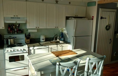 Mashpee House | Charming Coastal Cottage w/Ocean views & Early Check-in