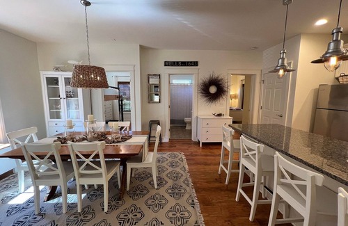 Wells Cottage | Charming Coastal Cottage 5 Minute Drive to Wells Beach