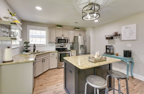 Niceville House | Charming Coastal Home: 6 Mi to Choctawhatchee Bay!