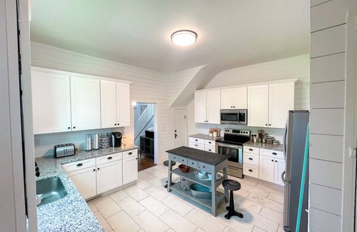 Columbia Cottage | Charming Columbia Cottage - Newly Renovated!