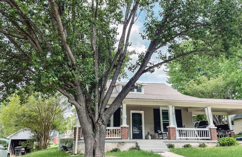 Columbia Cottage | Charming Columbia Cottage - Newly Renovated!