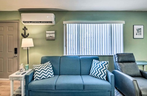 Colusa House | Charming Colusa Home with Patio, Gas Grill!