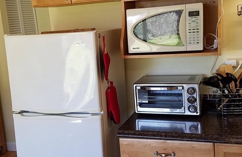 West Dennis Condo | Charming, Comfortable 1-bedroom Condo with Pool Near Bass River