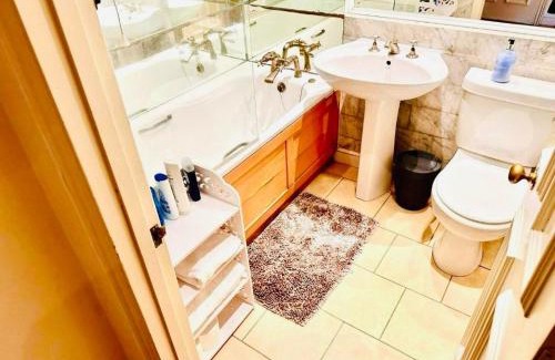 Kensington Apartment | Charming Comfy Apartments by Kensington & Chelsea