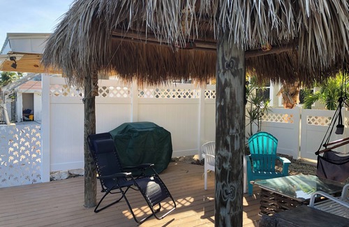 Little Torch Key House | Charming Conch Cottage on deep water canal in Little Torch Key