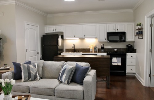 Highlands - Perkins Condo | Charming Condo - 4 miles from Tiger Stadium