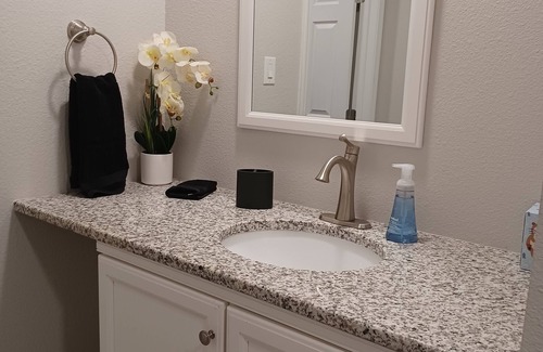 Northeast Heights Condo | Charming condo centrally located with a garage, tastefully updated, pet friendly