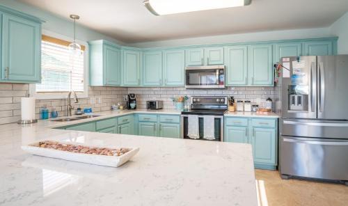 Carolina Beach House | Charming Condo in Kure Beach - Sea La Vie