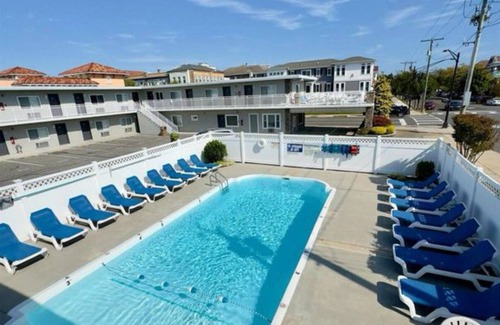 North End Condo | Charming condo in the heart of Ocean City with WiFi, AC and Pool.