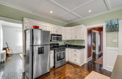 Waterbury House | Charming Connecticut Retreat Near Museums and Hiking