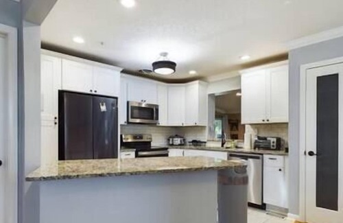 Jacksonville House | Charming Contemporary MidCentury Modern 3Bd 2bth, Charming and Contemporary MidCentury Modern 3Bd 2b