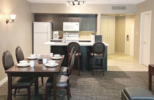 Oro-Medonte Resort | Charming Copeland 1-bed Condo + patio + hot tub