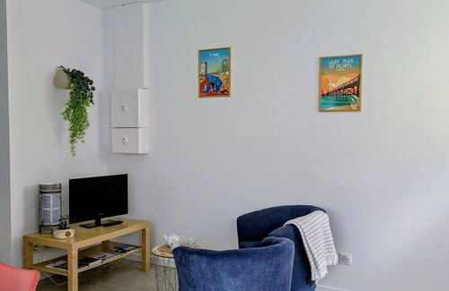 Saint-Gervais Cottage | Charming Coquelicot cottage near Vendée beaches