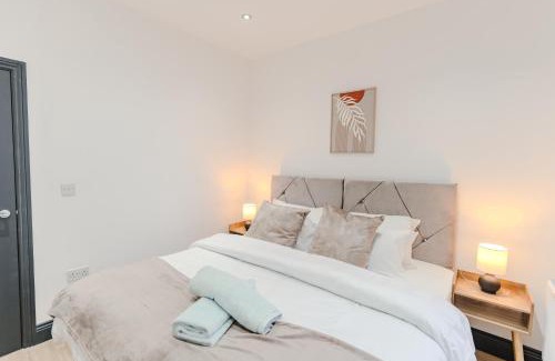 Harehills Apartment | Charming & Cosy 2 BR Flat, Fast Wifi -Sleeps 5