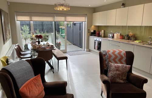 Killarney House | Charming Cosy 4-Bed House in Killarney