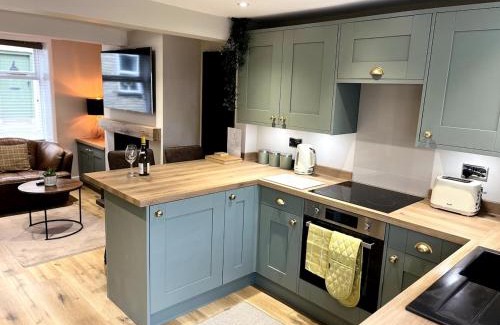 Kerridge House | Charming Cosy Cottage in Bollington Village