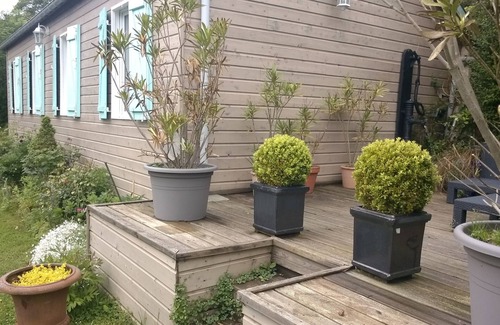 Veulettes-sur-Mer Cottage | Charming cottage 200 meters from the beach, in beautiful wooded property