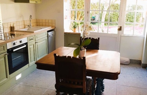 Val-de-Bonnieure Cottage | Charming Cottage with exclusive use of the Jacuzzi upon requestn