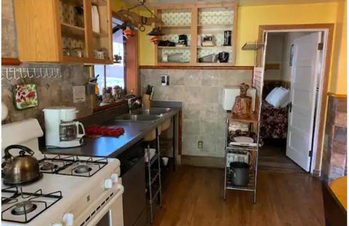 Boulder Bay Cabin | Charming Cottage #10 Boulder Bay