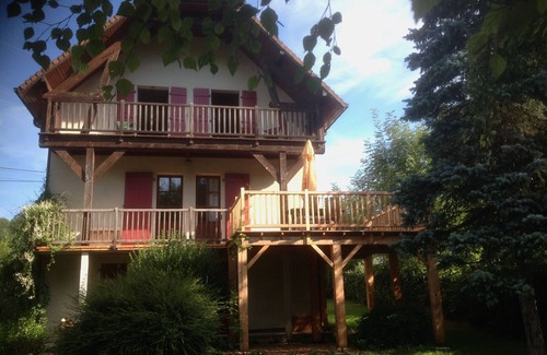 Arbois Cottage | charming cottage, 4 *, Arbois capital of the Jura vineyards, exceptional setting