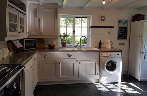 Pelynt Cottage | Charming Cottage 5 mins Beach & Coastal Paths - Rental discounts 1- 4 Visitors