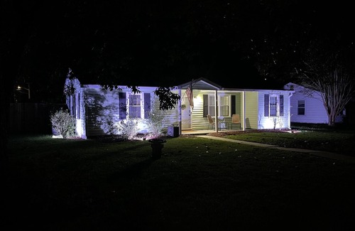 Port Wentworth House | Charming Cottage Firepit Close to DT SAV Gulf Stream Ports Enmarket Arena