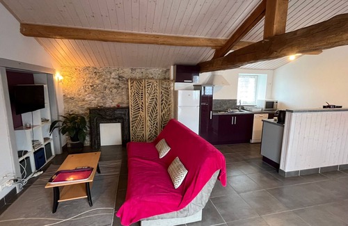 Commequiers Cottage | Charming Cottage for 2 in Renovated Barn with Private Terrace, Near Rail Bike Trail