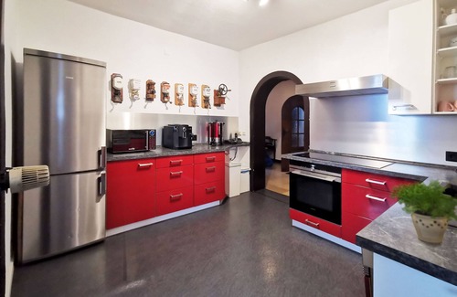 Baerenburg House | Charming cottage for 12-16 people right on the forest with a fireplace room + sauna