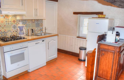 Cour-Cheverny Cottage | Charming Cottage for 5 with Terrace, Near Loire Castles, Pet Friendly, Internet, Baby Amenities