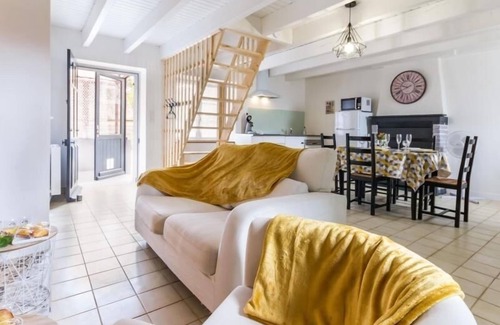 Saint-Lyphard Cottage | Charming Cottage in the Heart of Brière with Private Garden, Near Guérande and La Baule