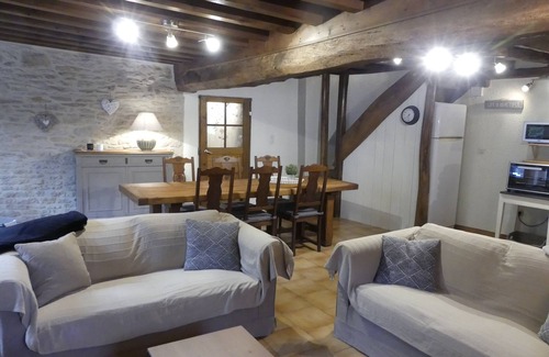 Sainte-Colombe-en-Auxois Cottage | Charming cottage in the heart of Auxois: "La Renarde"