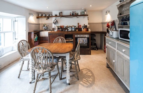 Illogan Cottage | Charming Cottage & Garden, 5min to Portreath Beach