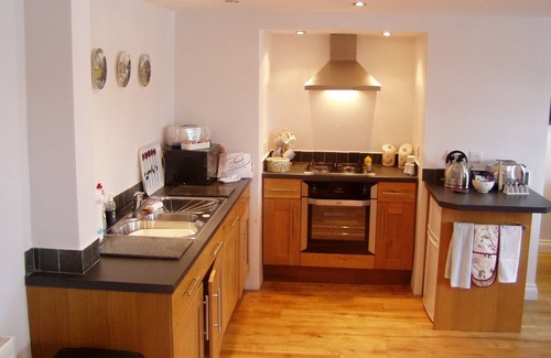 Chittlehampton Cottage | Charming Cottage overlooking the square in Chittlehampton Village
