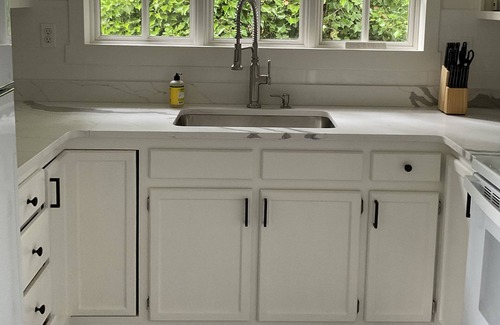 Eastsound Cottage | Charming Cottage hidden in town!