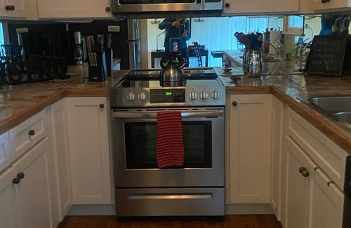 North Brookhaven House | Charming Cottage In Brookhaven