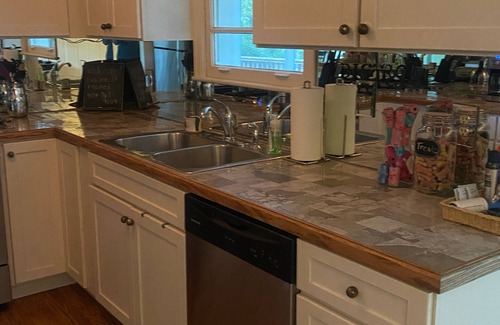 North Brookhaven House | Charming Cottage In Brookhaven