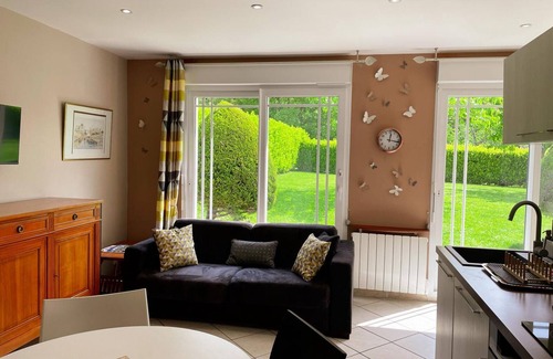 Chailles Cottage | Charming cottage in Chailles near Blois with garden and WIFI