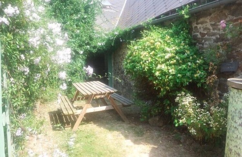 Pledeliac Cottage | Charming cottage in LA PEFFERIE