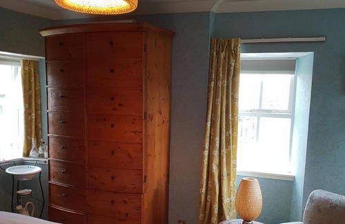 Foss House | Charming Cottage in Rural Perthshire