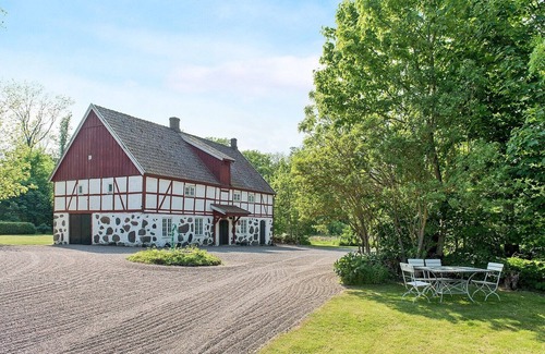 Angelholm House | Charming cottage in stunning setting